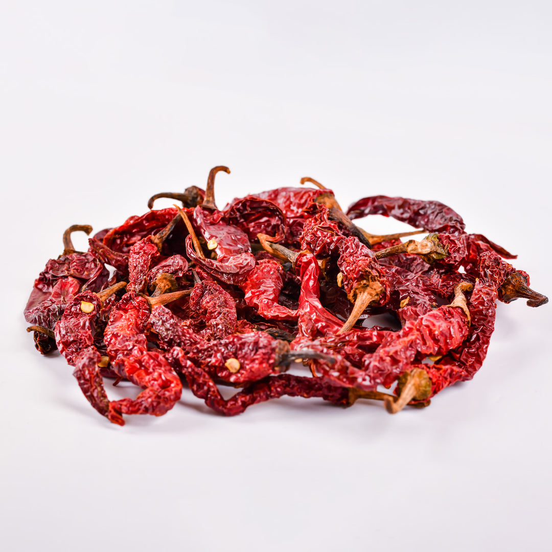 Aachi Kashmiri Chilli Whole (1+1 free)